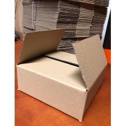 Kartona kaste, 204x204x83mm, brūna