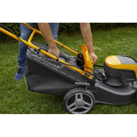 Zāles pļāvējs Stiga Collector 548 AE ar akumulatoru un lādētāju