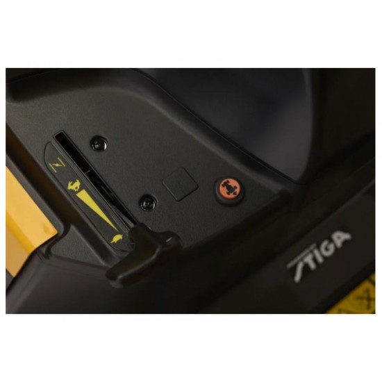 Mauriņa traktors Stiga ESTATE 384