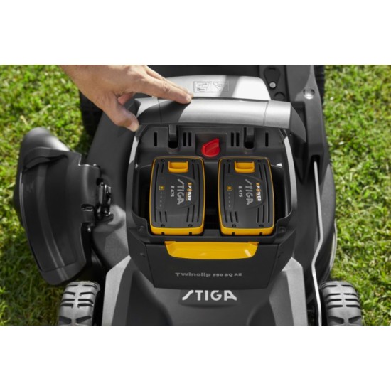 Zāles pļāvējs Stiga Twinclip 950 SQ AE Dual (bez akumulatora un lādētāja)