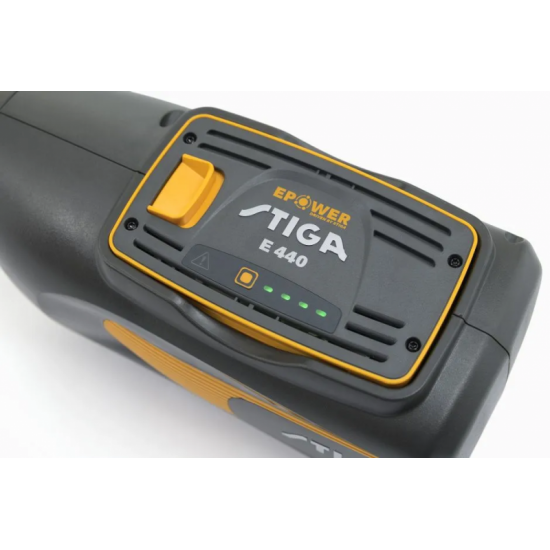 Krūmgriezis STIGA SBC 700 D ( ar akumulatoru un lādētāju )