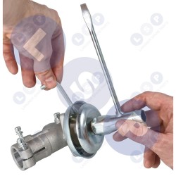 Ķēdes disks un griešanas asmens benzīna krūmgriezim + montāžas komplekts ()